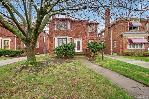 19921 Warrington Drive, Detroit, MI 48221