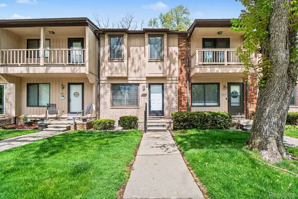 3120 N Summers Road N, KeegoHarbor, MI 48320