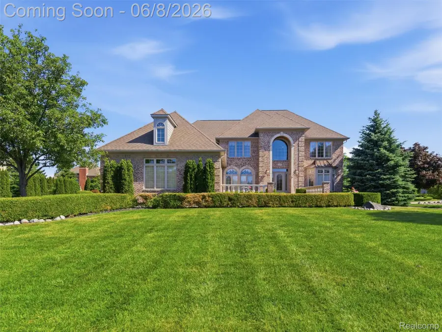 54150 Queensborough Drive, Shelby, MI 48315 - #2
