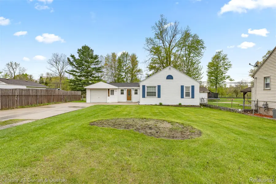 24628 Woodland Drive, Brownstown, MI 48134 - #3