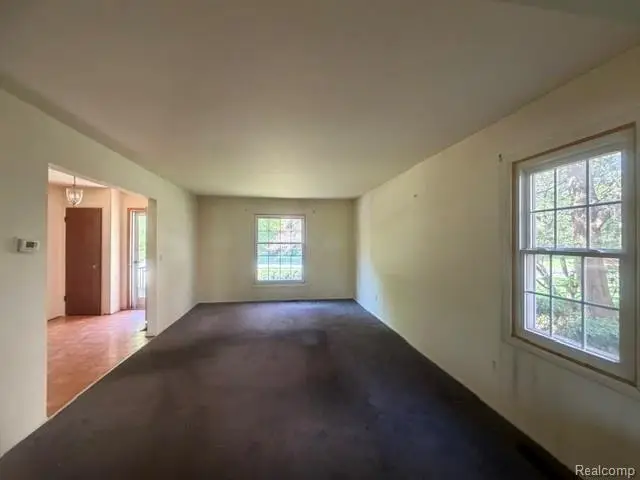 35800 Lyndon Street, Livonia, MI 48154 - #2