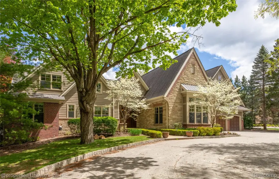 1330 Oxford Road, Bloomfield, MI 48304 - #3