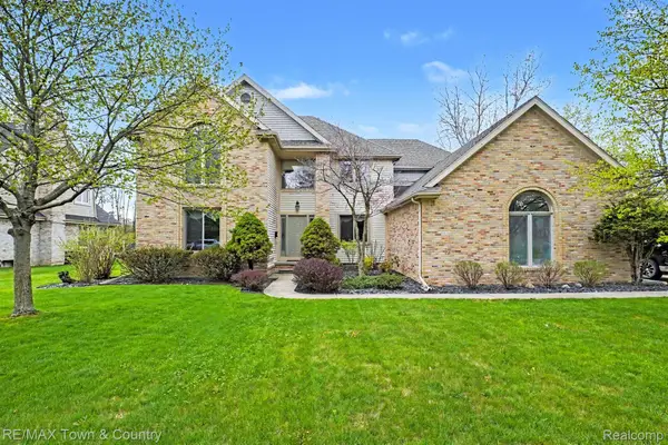 12429 Moceri Drive, GrandBlanc, MI 48439