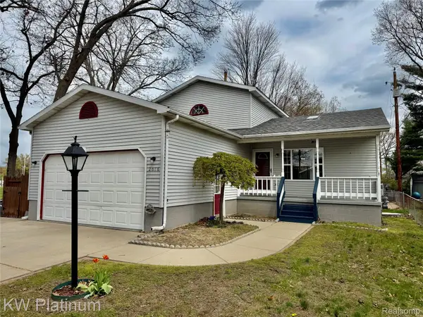 2616 21st Avenue, PortHuron, MI 48060