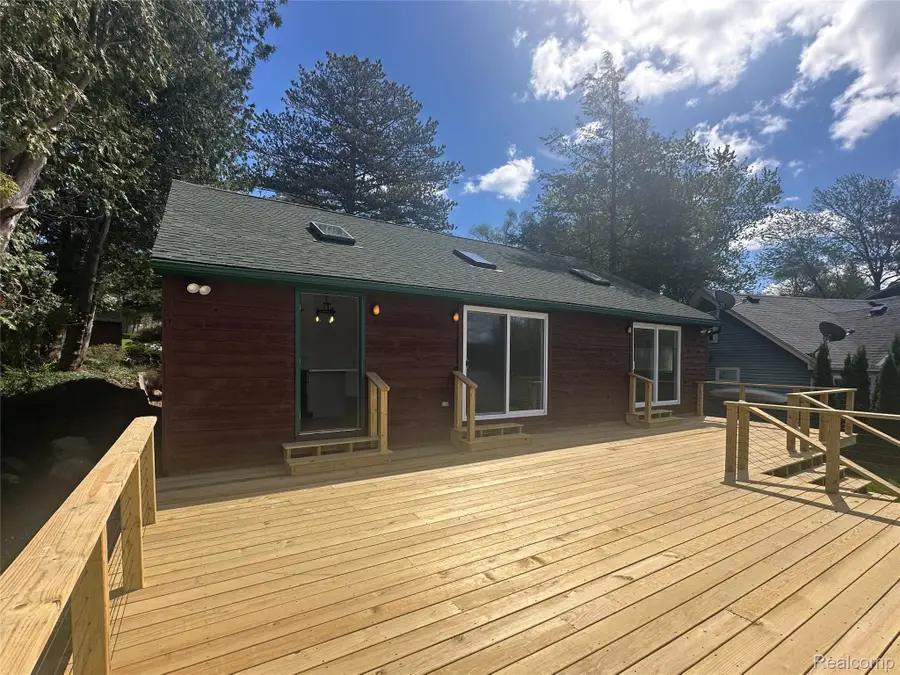 1749 Tannock Drive, Holly, MI 48442 - #2