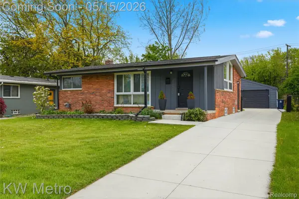 1925 Nakota Road, RoyalOak, MI 48073