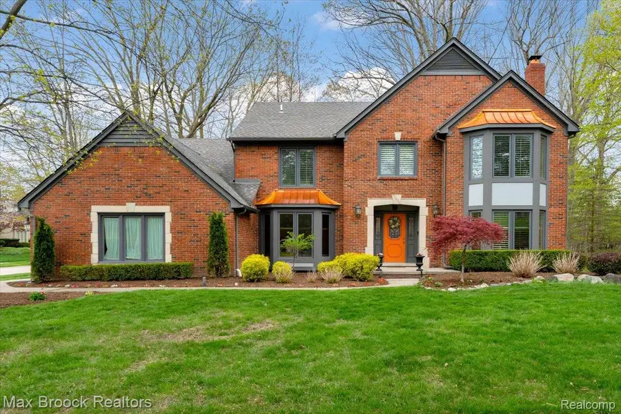 5536 Whitfield Drive, Troy, MI 48098 - #2