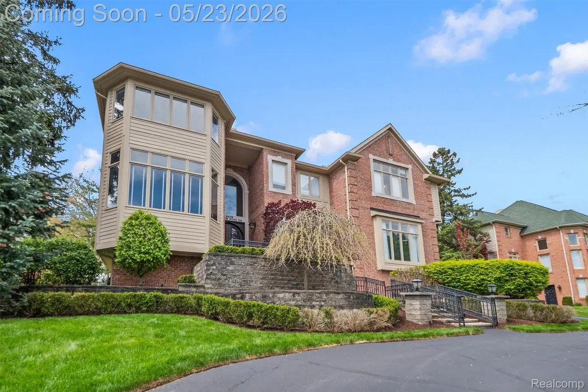 6608 Minnow Pond Drive, West Bloomfield, MI 48322 - #1