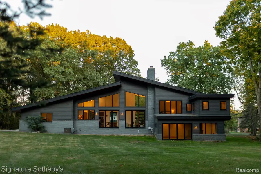 4720 Dover Road, Bloomfield, MI 48304 - #2