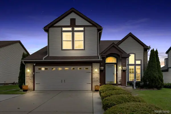 6141 Dexter Street, Romulus, MI 48174