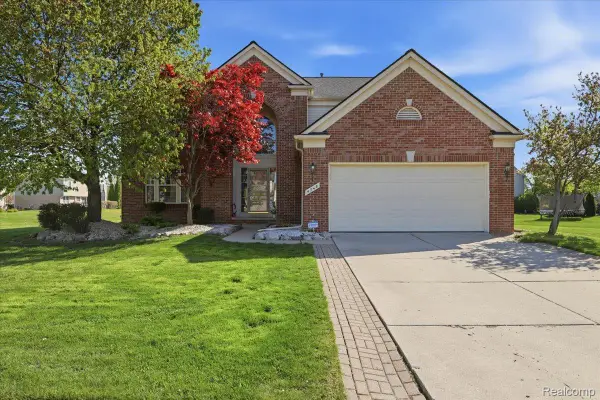 4748 Sherwood Circle, Canton, MI 48188