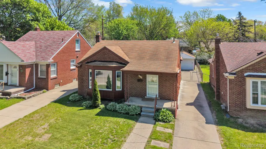 9578 Grayfield, Redford, MI 48239 - #3