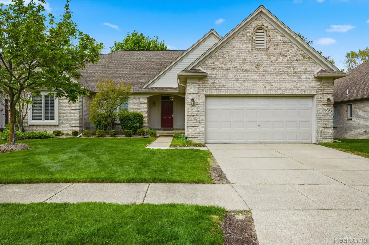 1945 Avalon Drive, Sterling Heights, MI 48310 - #1