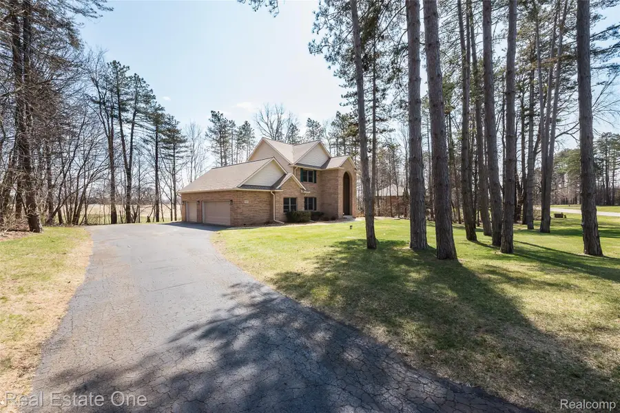 4387 Emu Drive, Pinckney, MI 48169 - #2