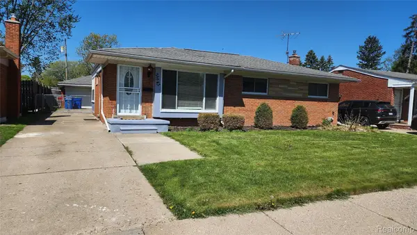 25543 Loretta Avenue, Warren, MI 48091