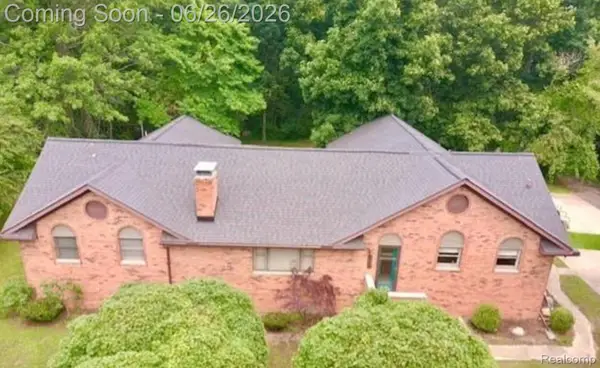 3150 N Otter Creek Road, Monroe, MI 48161