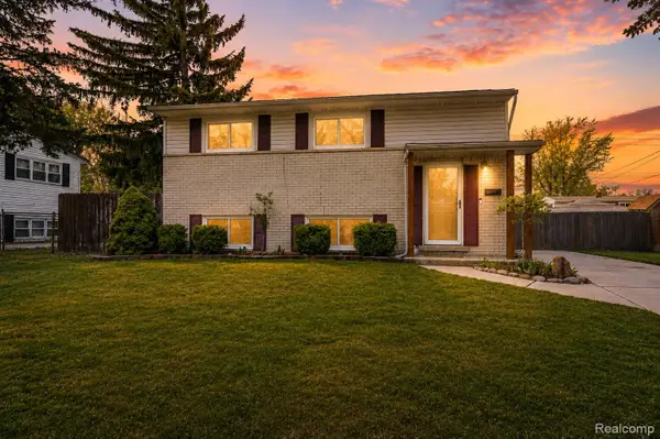 529 John Rolfe Drive, Monroe, MI 48162