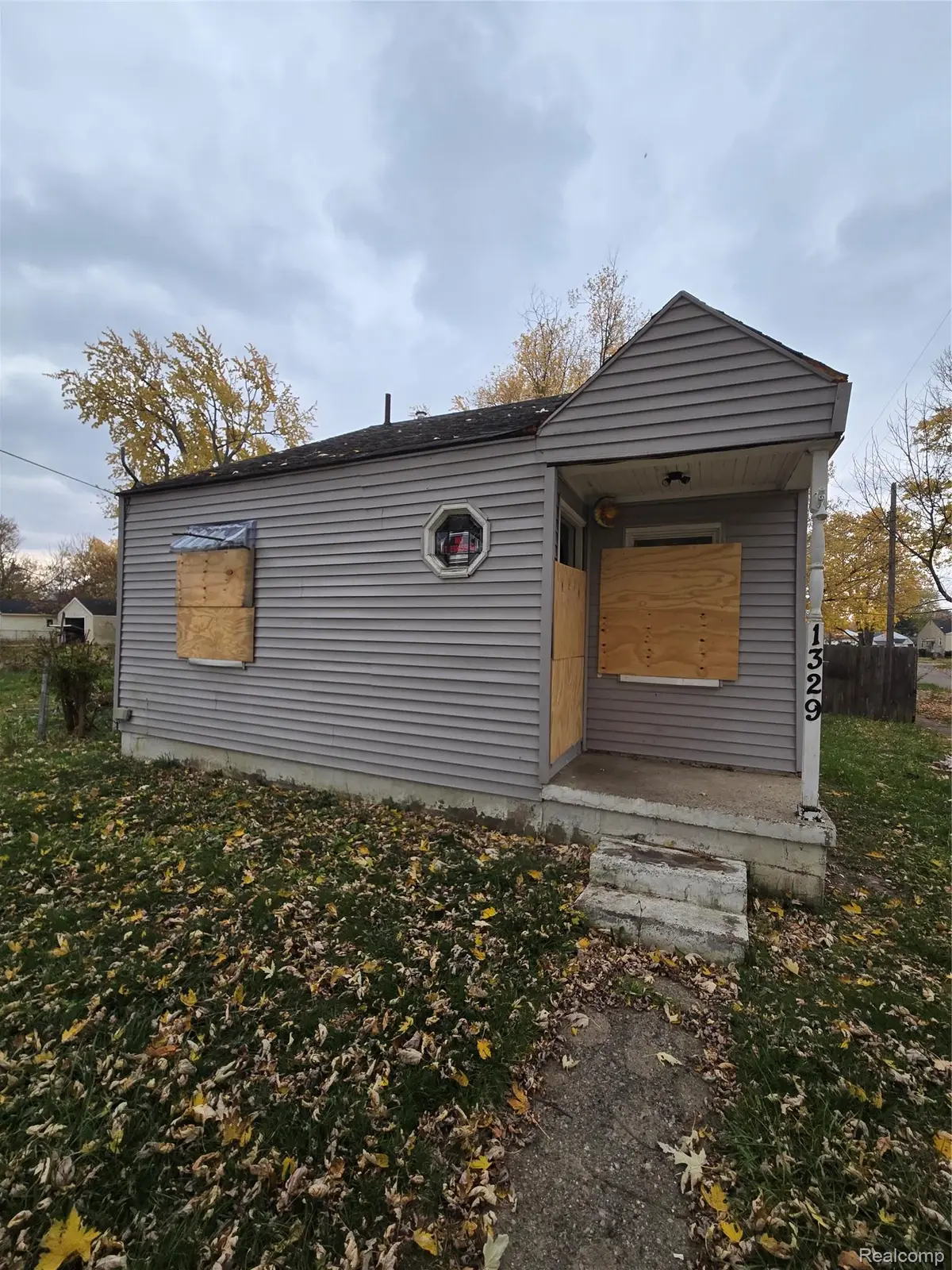 1329 Lincoln Avenue, Flint, MI 48507 - #1