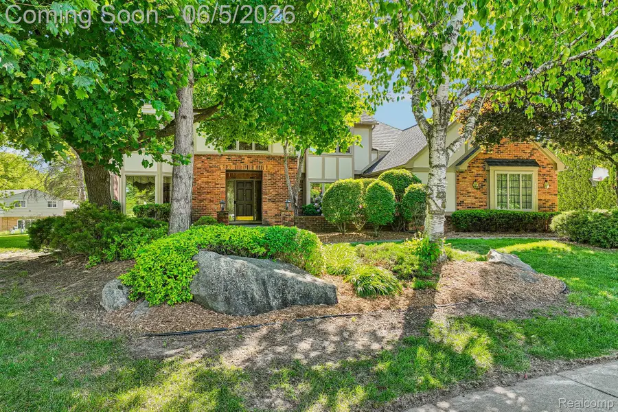 4523 Rivers Edge Drive, Troy, MI 48098 - #2
