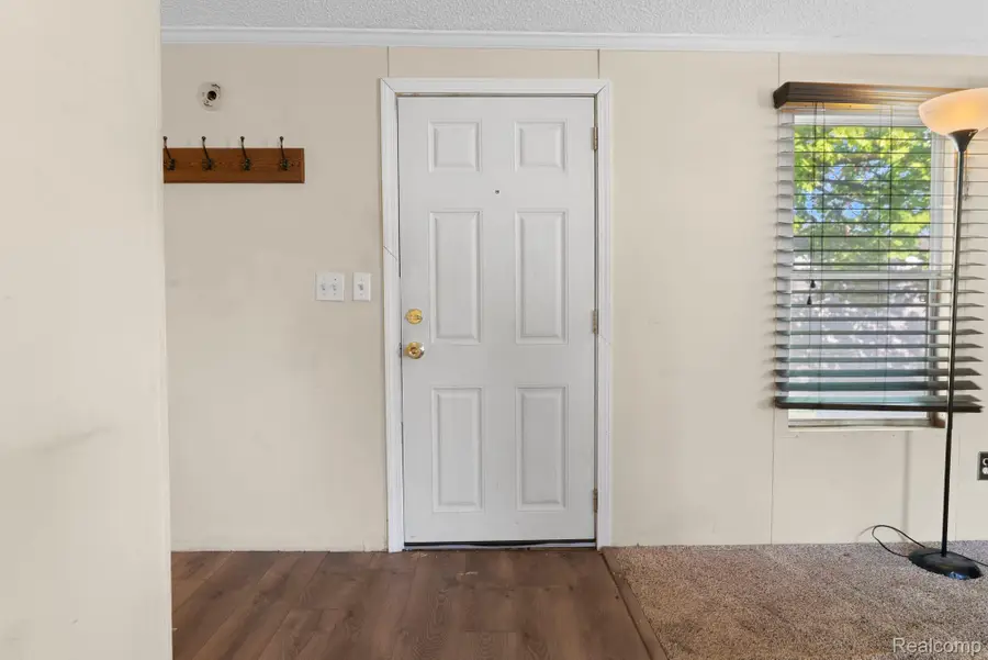 351 North Squirrel Rd #26, Auburn Hills, MI 48326 - #3