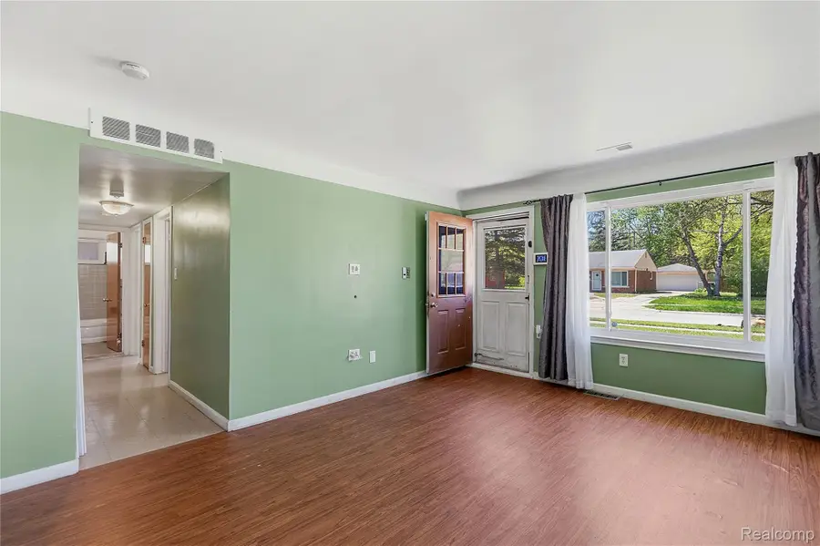 28050 Stuart Avenue, Southfield, MI 48076 - #3