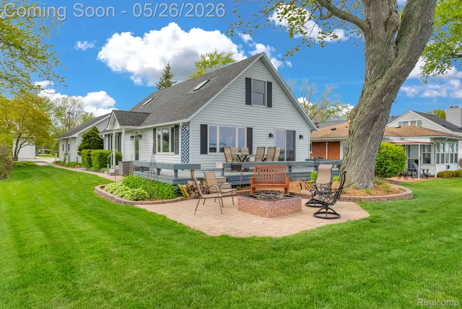 5441 Pointe Drive, East China, MI 48054 - #2