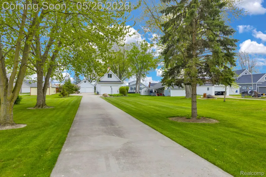 5441 Pointe Drive, East China, MI 48054 - #3
