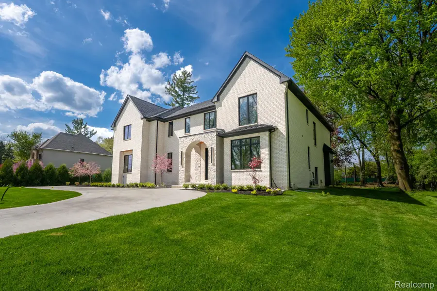 4546 Niagara Lane, Bloomfield, MI 48301 - #3