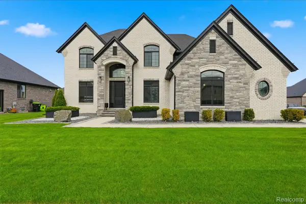 49658 Monarch Drive, Macomb, MI 48044