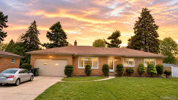 37542 Andrew Drive, SterlingHeights, MI 48312