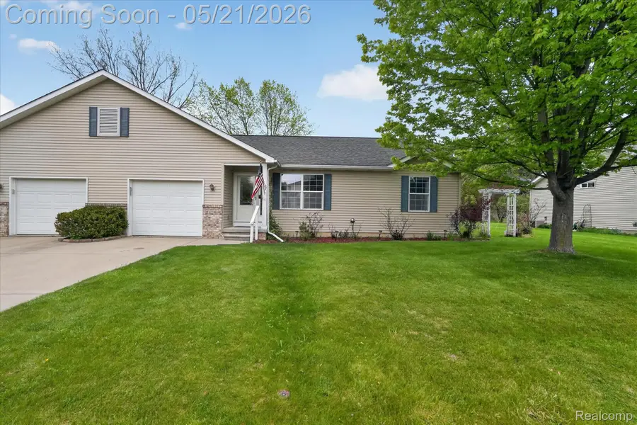 1607 Cedarwood Drive, Flushing, MI 48433 - #3