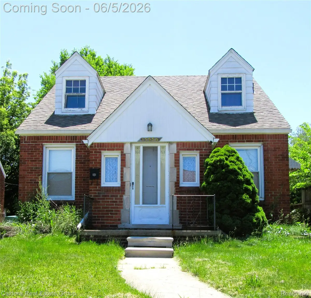 15556 Veronica Avenue, Eastpointe, MI 48021 - #1