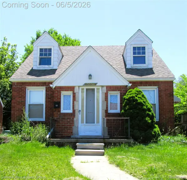 15556 Veronica Avenue, Eastpointe, MI 48021
