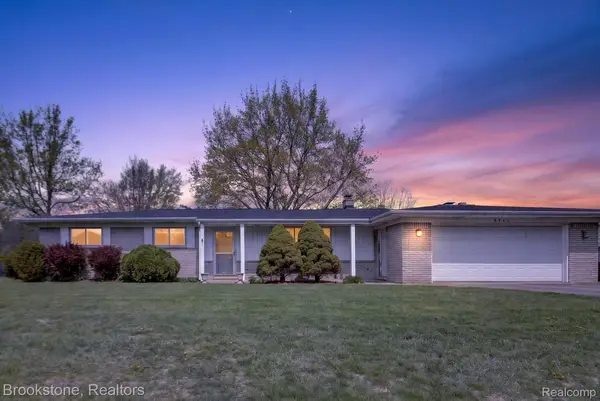 2732 Lacota Road, Waterford, MI 48328
