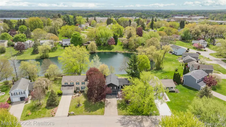 34904 Bunker Hill Drive, Farmington, MI 48331 - #3