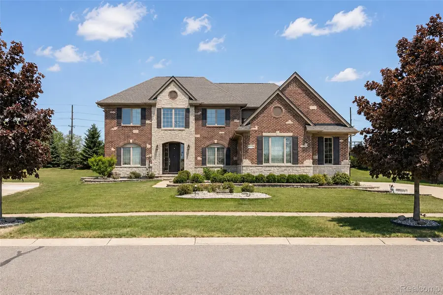 47576 Valencia Circle, Novi, MI 48374 - #2