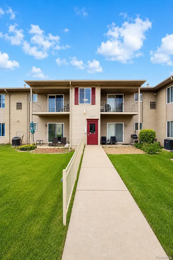 10077 Allen Pointe Drive, AllenPark, MI 48101