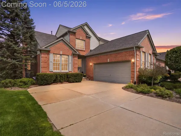 5211 Belmonte Drive, Rochester, MI 48306