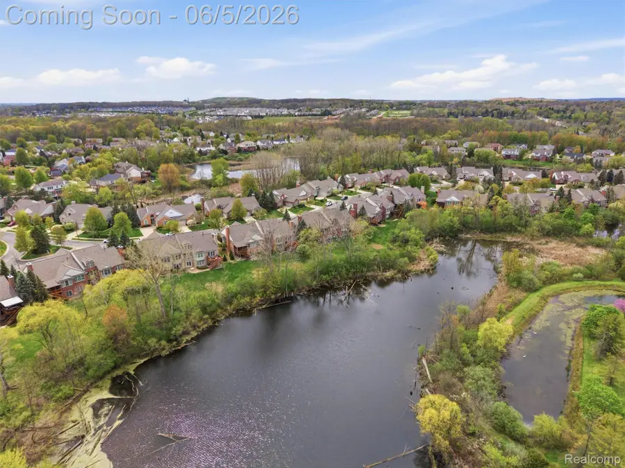 5211 Belmonte Drive, Rochester, MI 48306 - #3