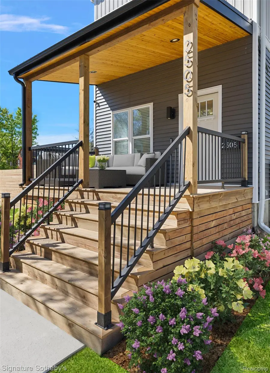 2542 Townsend Street, Detroit, MI 48214 - #3
