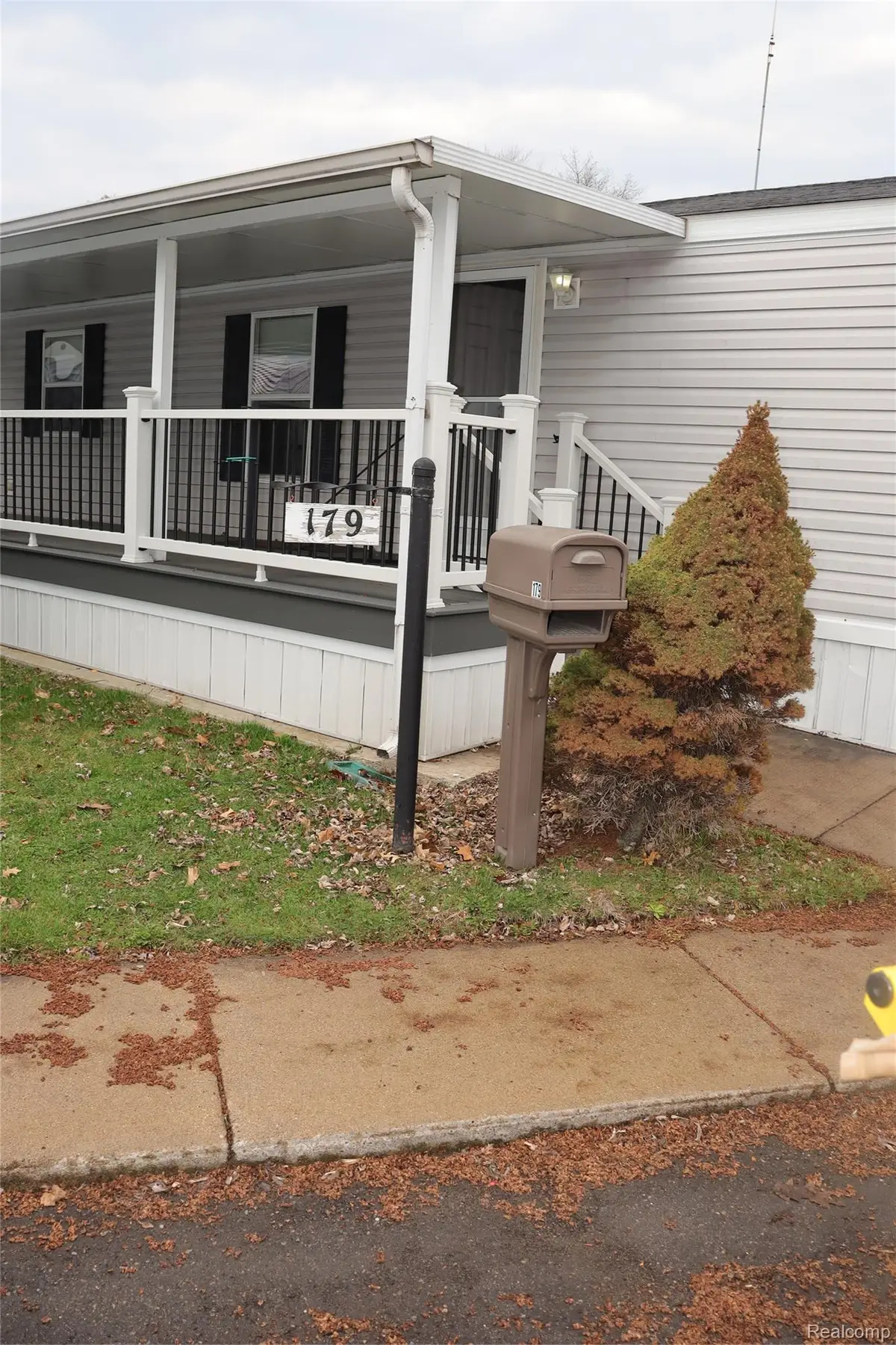 179 Terri Dr., Dearborn Heights, MI 48127 - #1