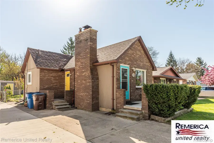 29821 Munro Street, Rockwood, MI 48173 - #3