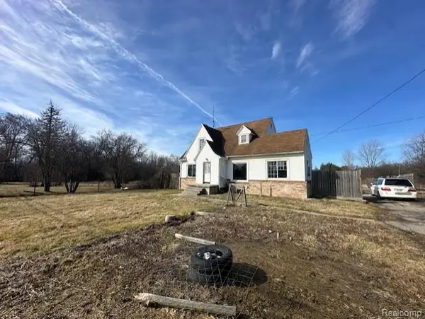 5069 Clio Road, Flint, MI 48504