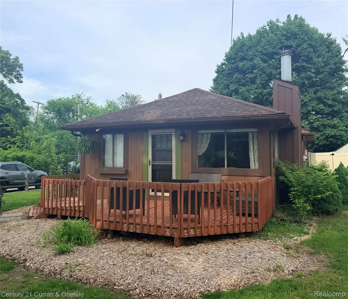 8303 Lagoon Street, Commerce Township, MI 48382 - #1