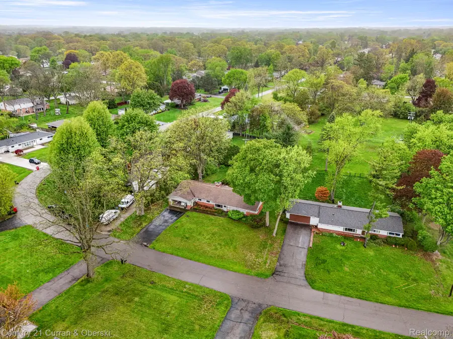 7271 Cottonwood Knoll, West Bloomfield, MI 48322 - #2