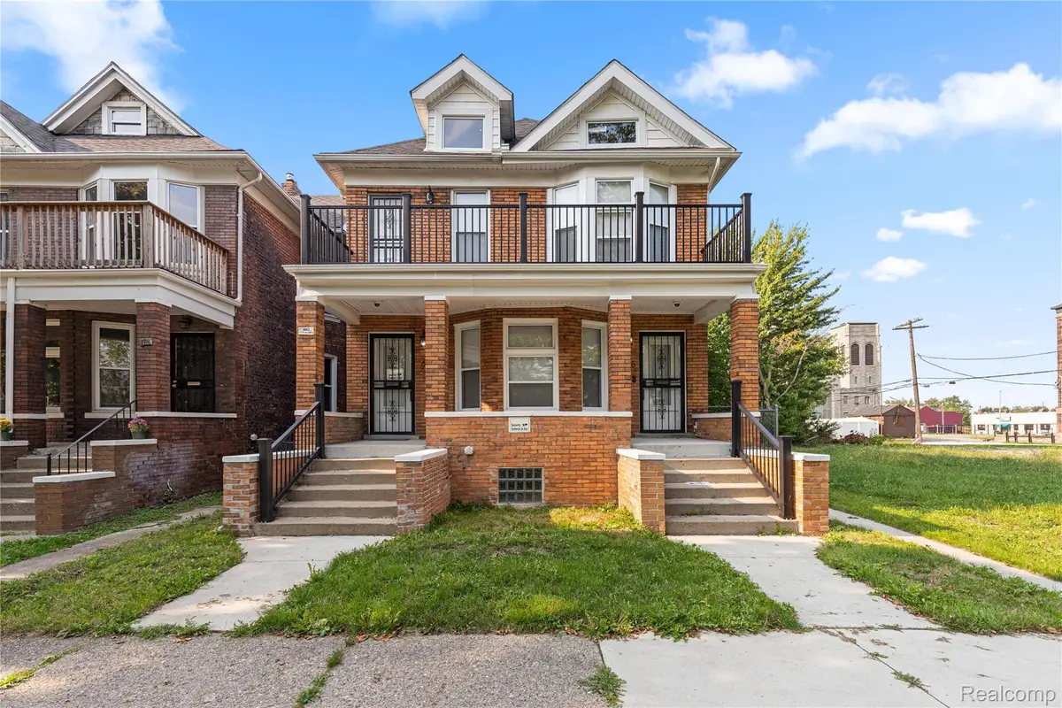 68 W Philadelphia Street, Detroit, MI 48202 - #1