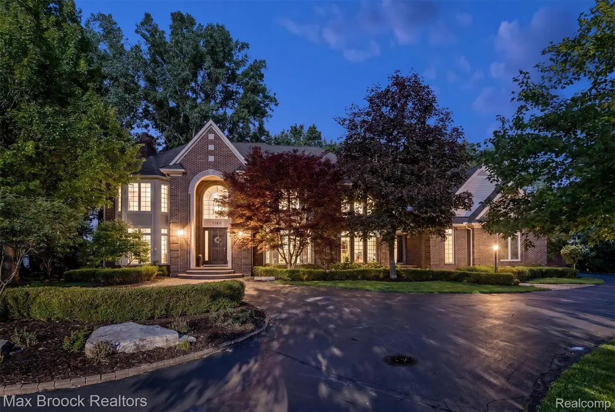 398 Shrewsbury Drive, Clarkston, MI 48348 - #1