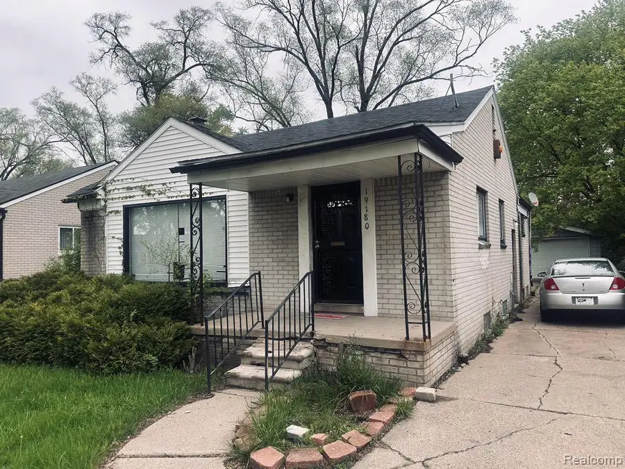 19180 Riverview Street, Detroit, MI 48219 - #2