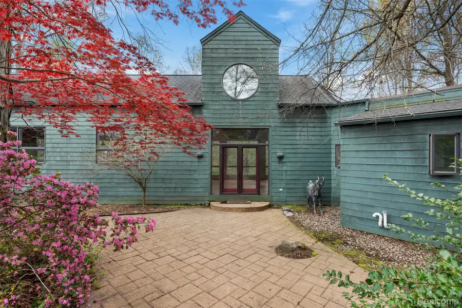 497 Lake George Road, Oakland, MI 48363 - #3