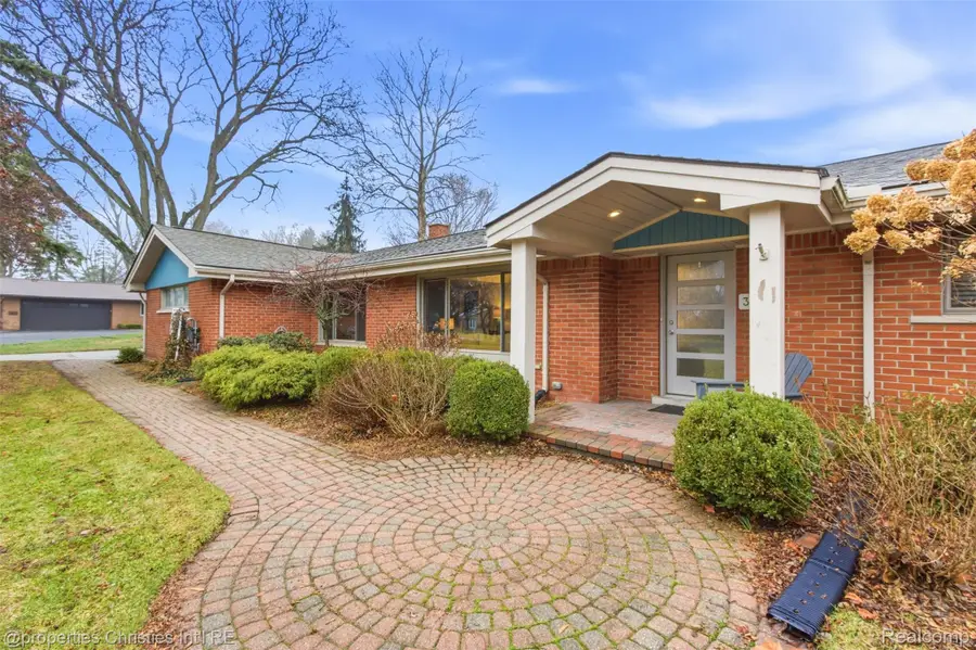 3150 Middlebury Lane, Bloomfield, MI 48301 - #3